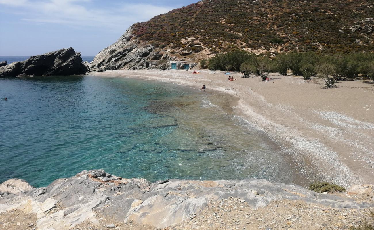 Foto af Agios Nikolaos med let fin sten overflade