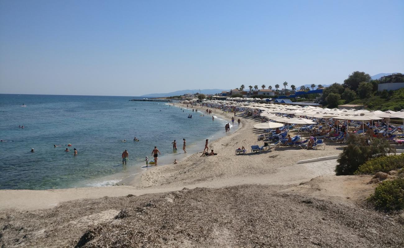 Foto af Paralia Anissaras med lys sand overflade