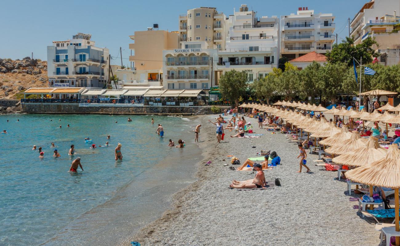 Foto af Kitroplateia Beach med let sand og småsten overflade