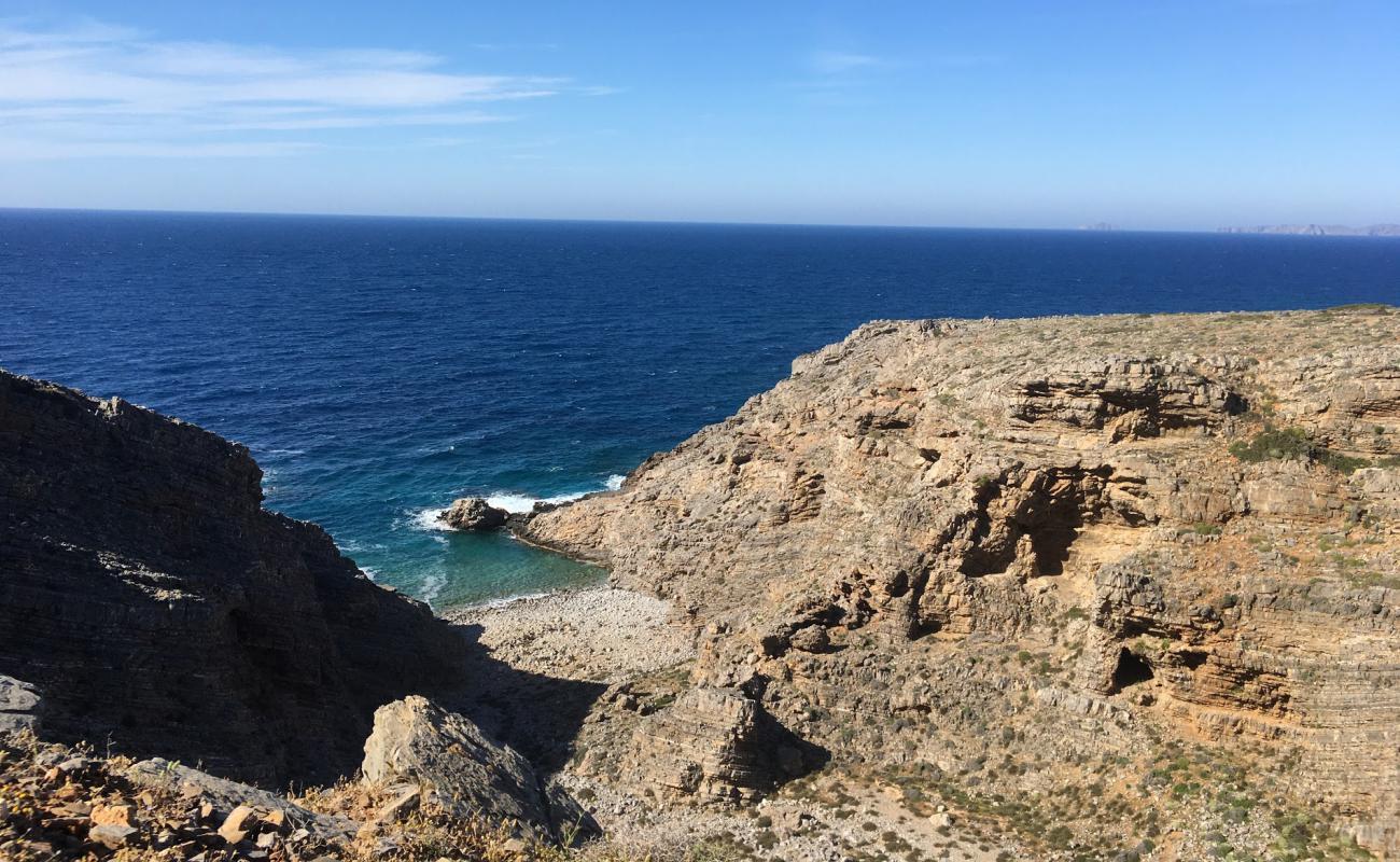 Foto af Beach Charkomatas med sten overflade