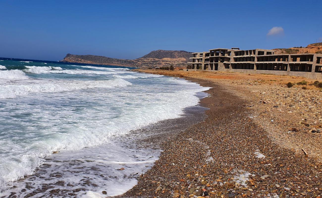 Foto af Agia Fotia med brunt sand og sten overflade