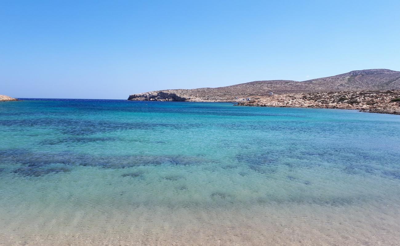 Foto af Paralia Tenta med lys sand overflade