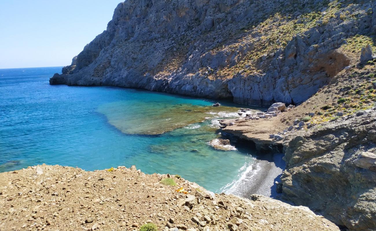 Foto af Vyzaroplaka beach med grå sten overflade