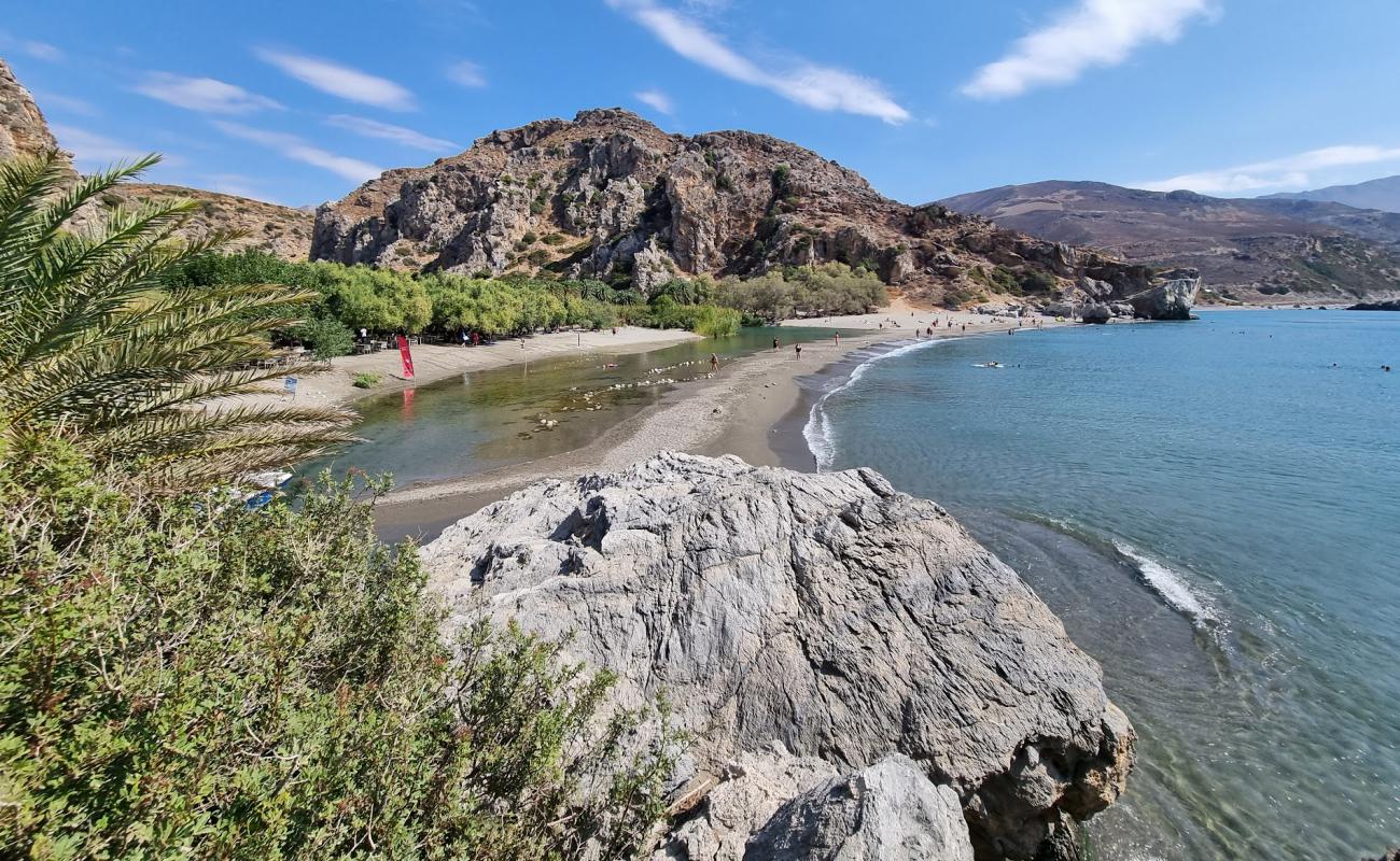 Foto af Preveli Strand med grå fin sten overflade