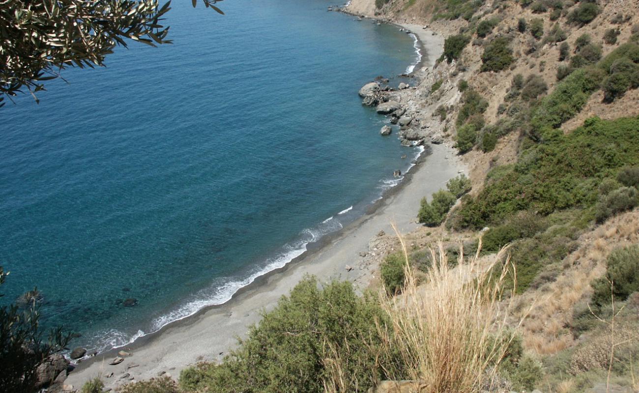 Foto af Klimata beach med grå sten overflade