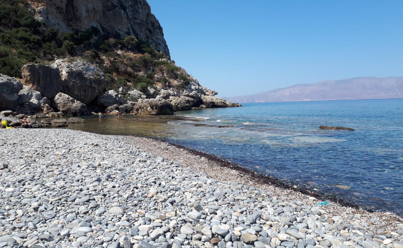 Foto af Ravdoucha Beach beliggende i naturområde