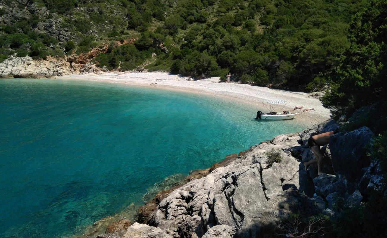 Foto af Ammoudi Strand med let sten overflade