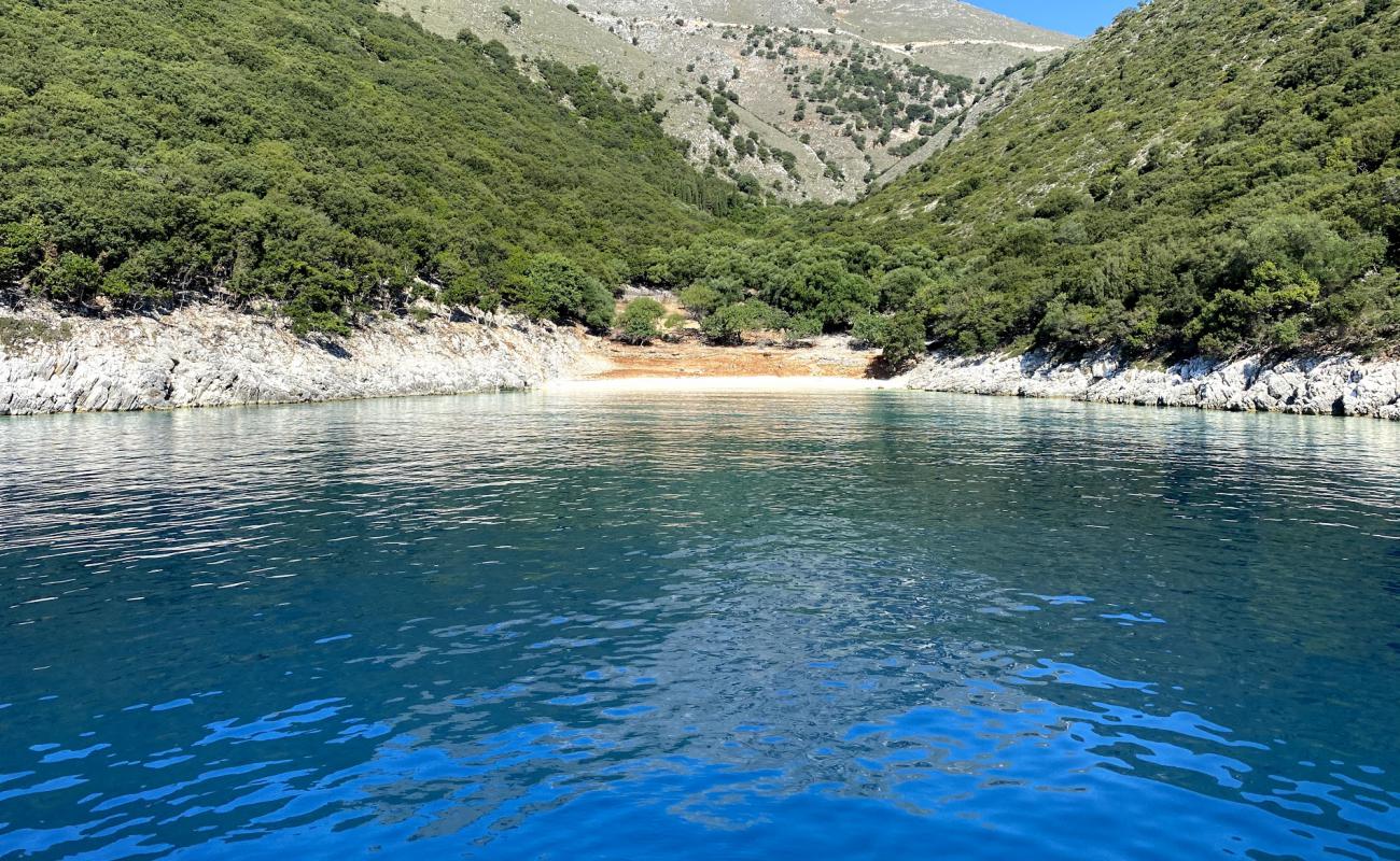 Foto af Kapsolimionas beach med let fin sten overflade