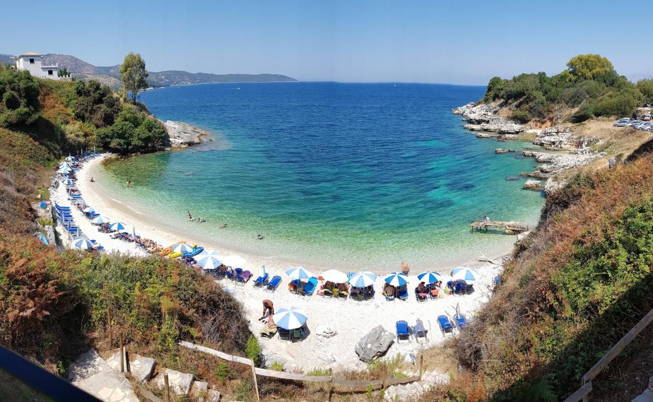 Foto af Pipitos Beach med let fin sten overflade