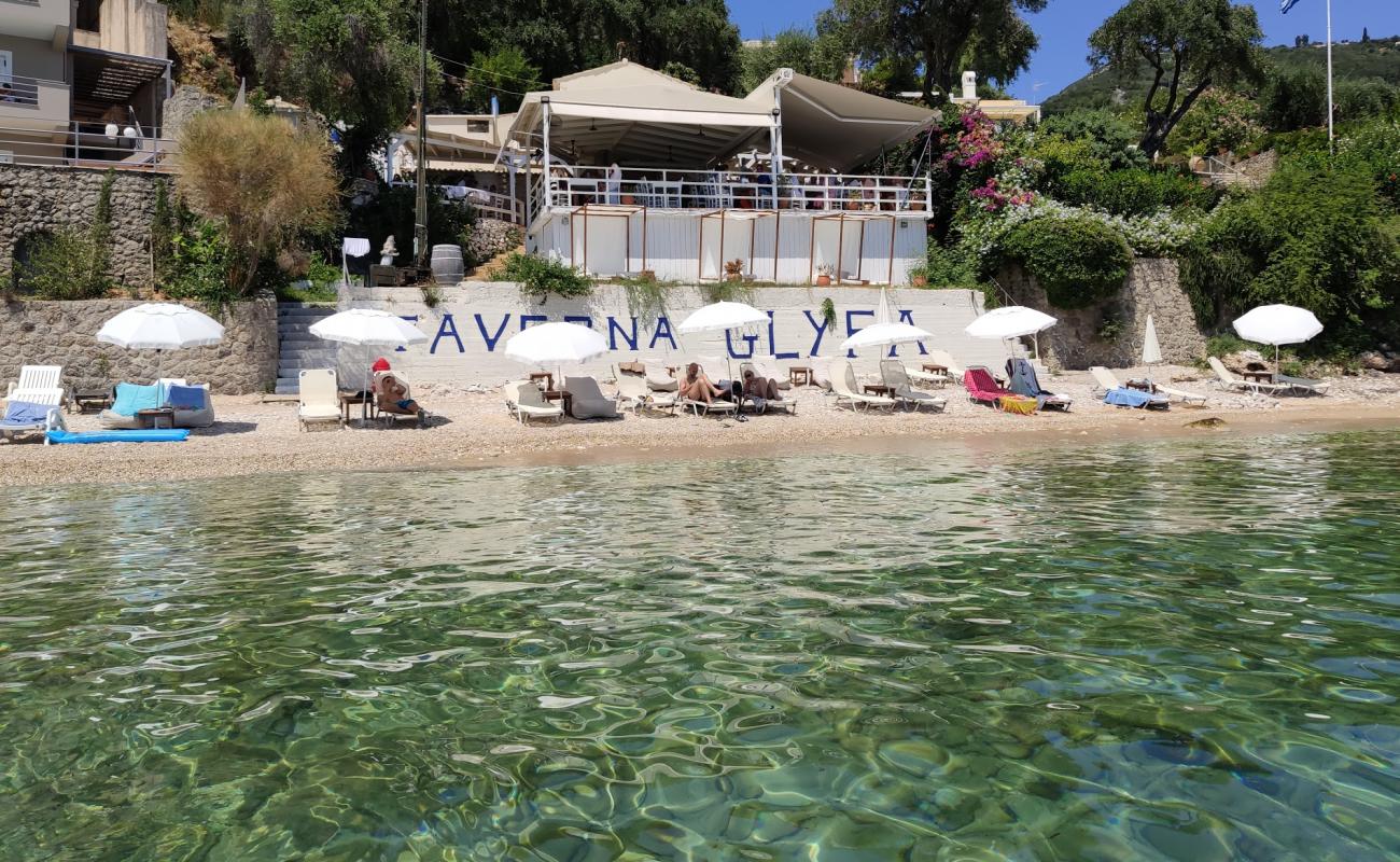 Foto af Mparmpati beach med let sten overflade