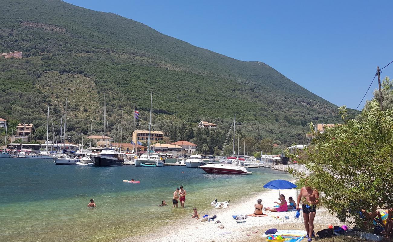 Foto af Sivota beach med let fin sten overflade