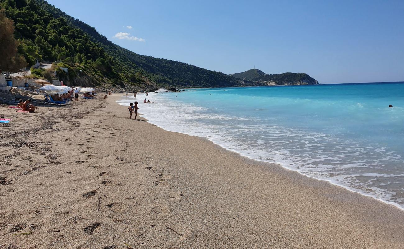 Foto af Pefkoulia Beach med lys sand overflade