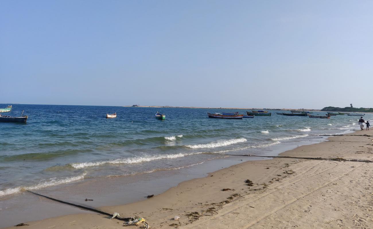 Foto af Valinokkam Beach med lys sand overflade