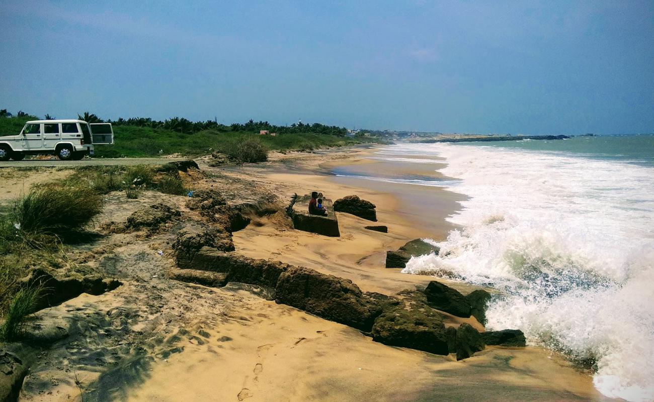 Foto af Dwarakapathi Beach med lys sand overflade