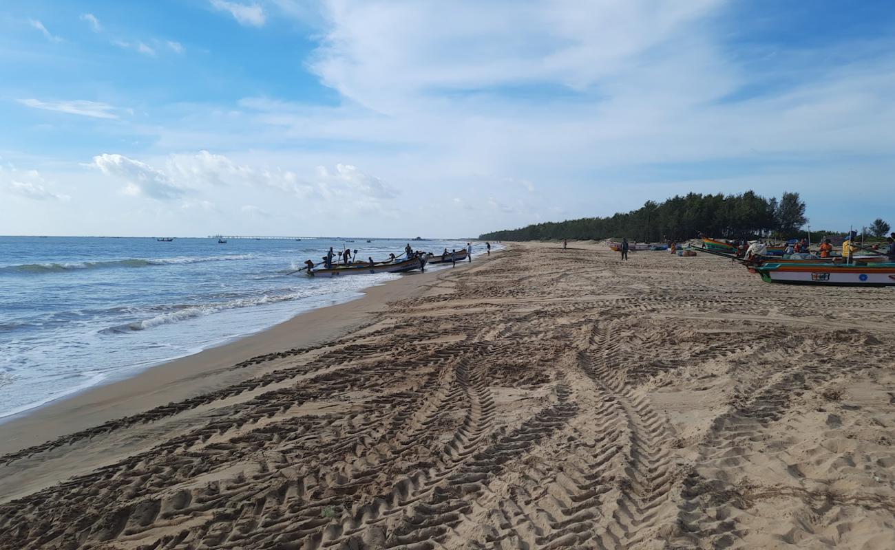 Foto af Pattinacherry Beach med lys sand overflade