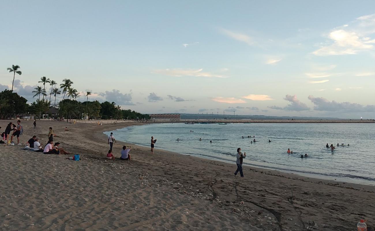 Foto af Melisan Beach med grå sand overflade