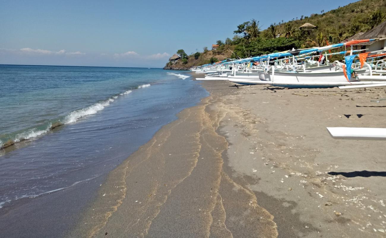 Foto af Bintang Beach med brunt sand overflade