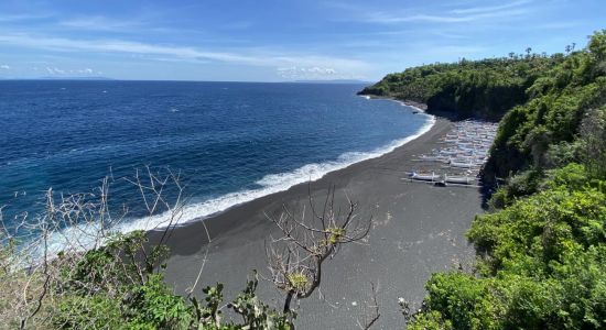 Black Sand Beach