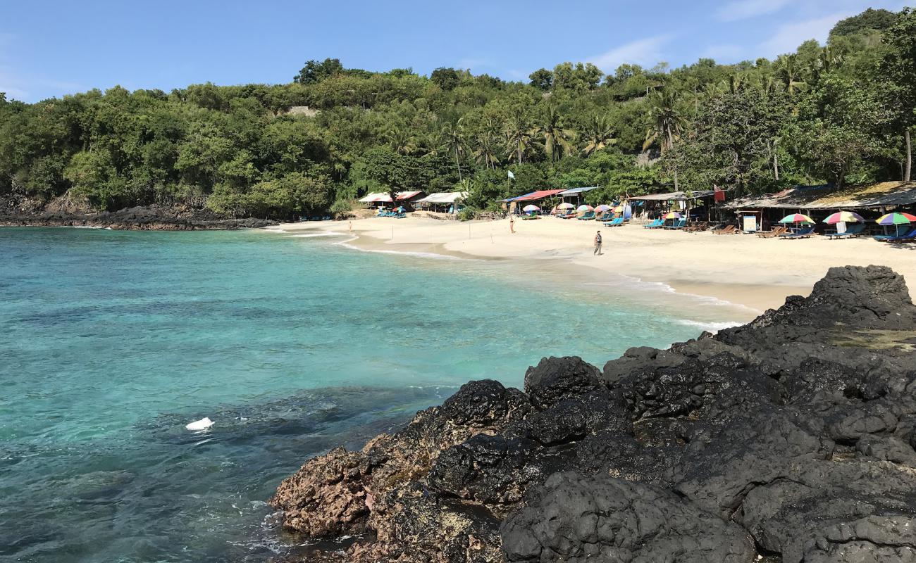 Foto af Bias Tugel Beach med lys fint sand overflade