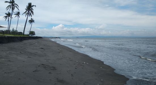 Penghulu Agung Beach