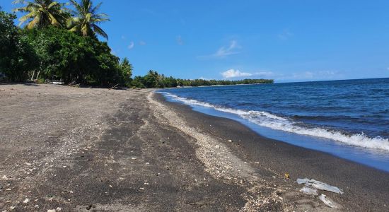 Tasola Beach