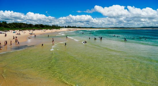 Heads Beach