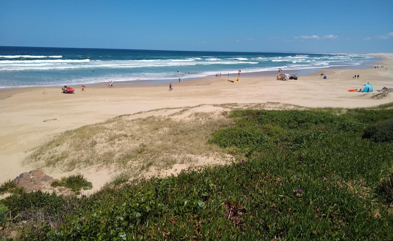 Foto af Birubi Beach med lys fint sand overflade