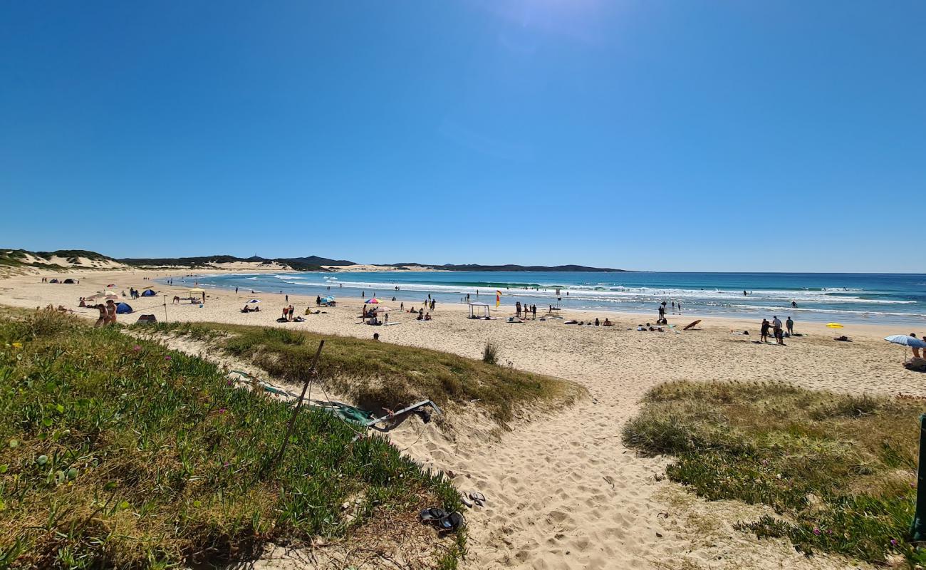 Foto af One Mile Beach med lys sand overflade