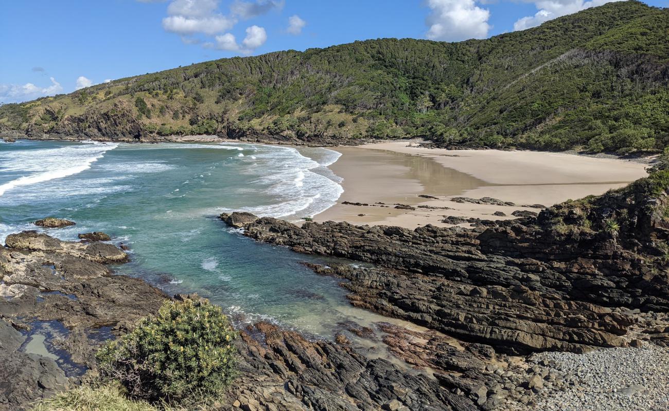 Foto af Brays Beach med lys sand overflade