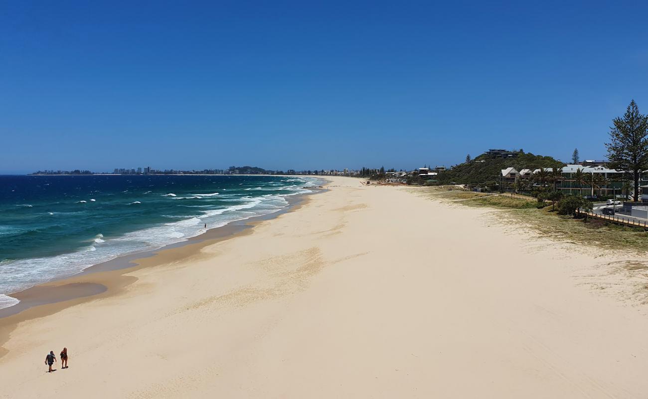 Foto af Bilinga Beach med lys fint sand overflade