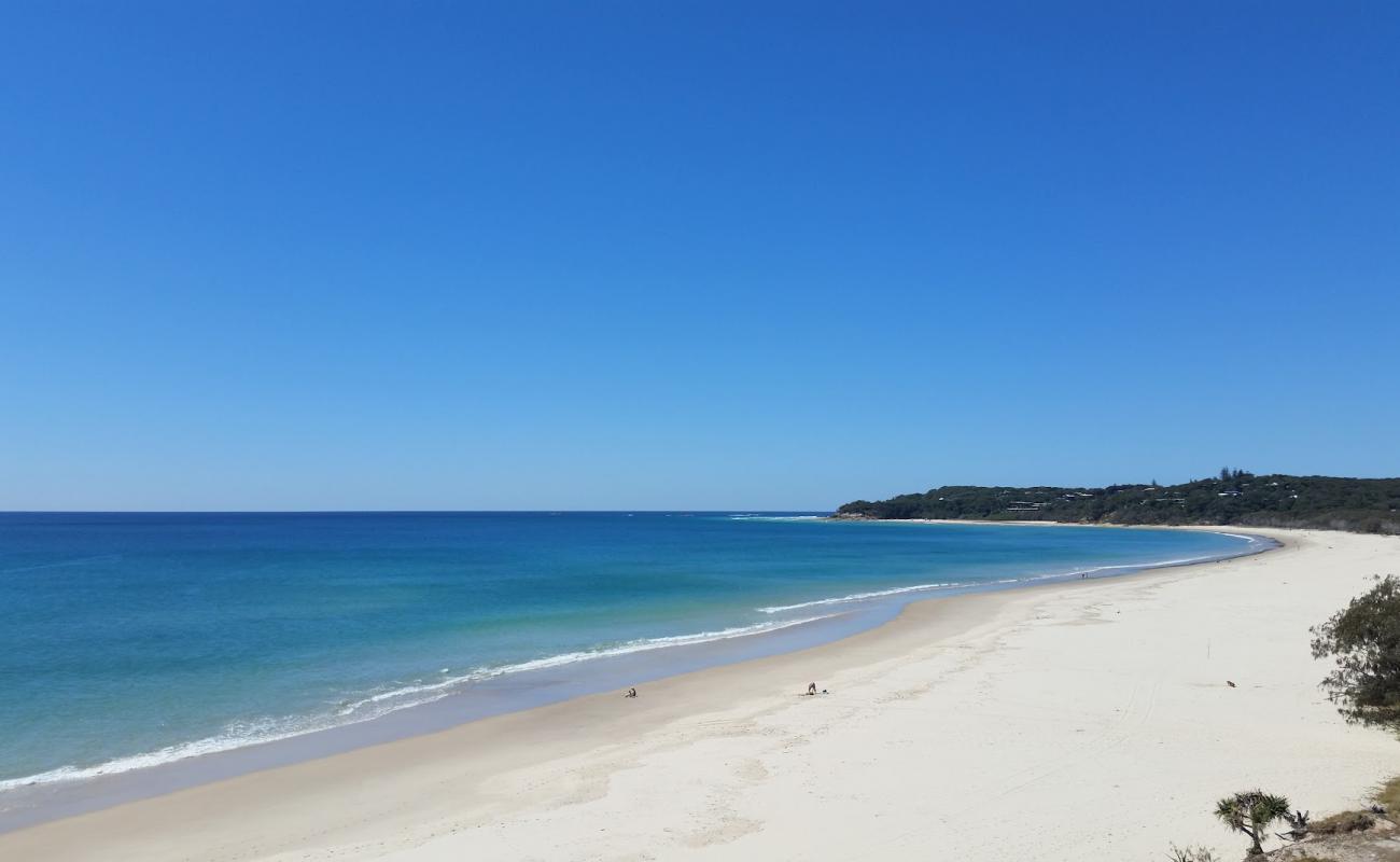 Foto af Flinders Beach med lys fint sand overflade