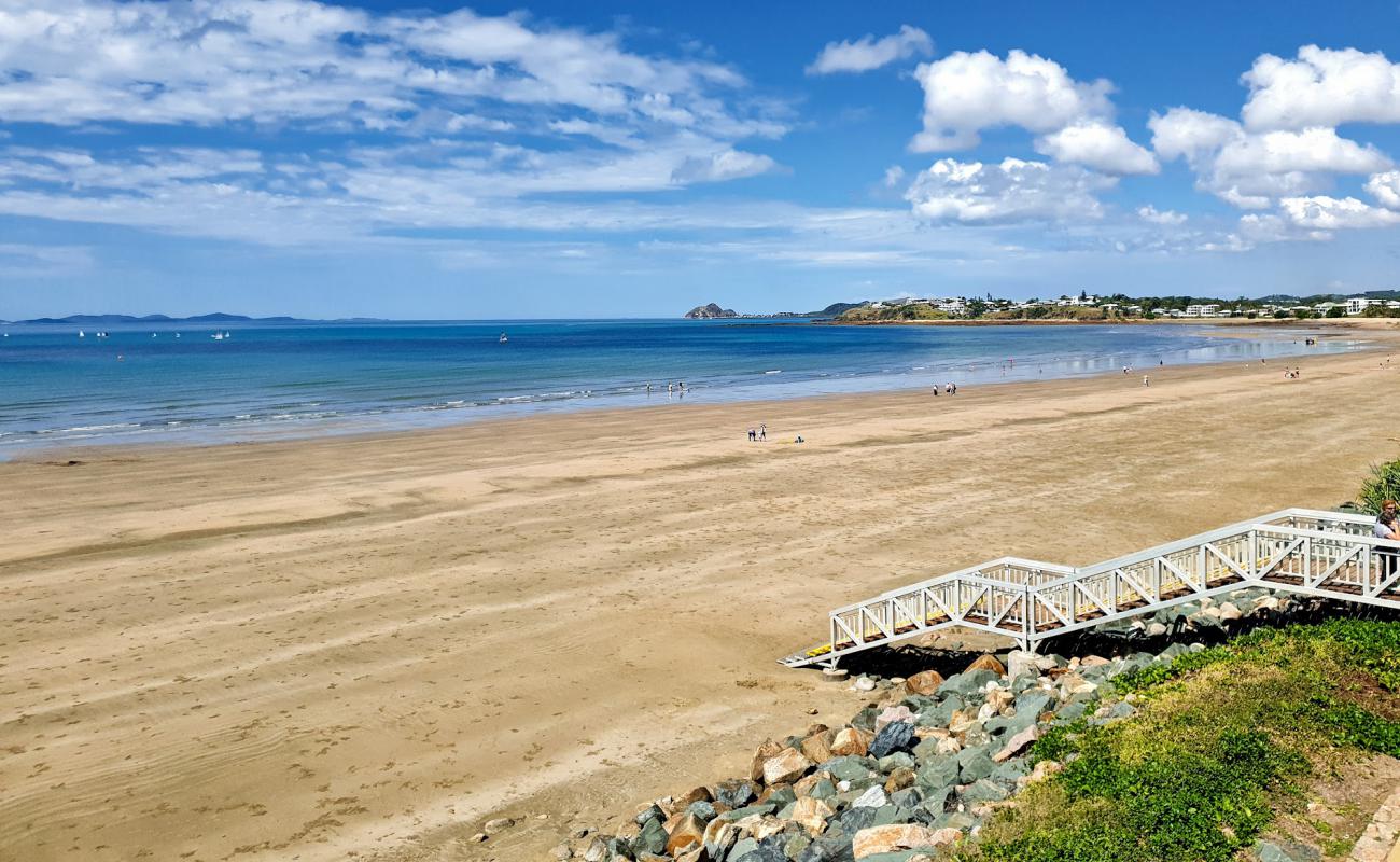 Foto af Keppel Kraken Beach med lys sand overflade