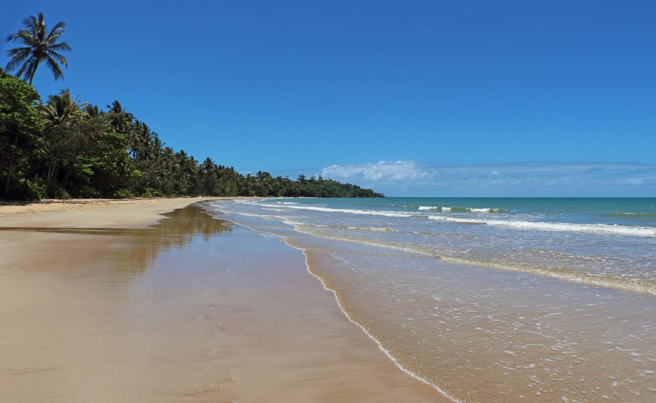 Foto af Mission Beach Beach med lys sand overflade