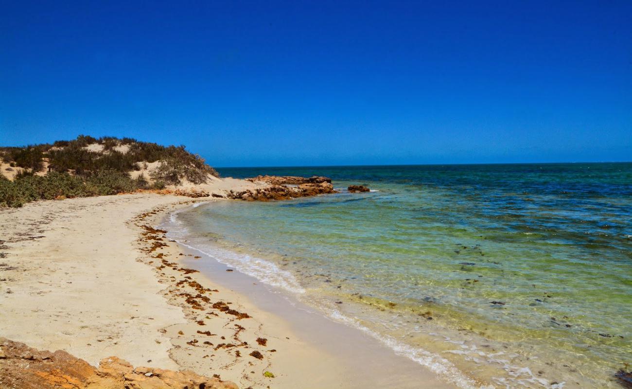 Foto af Bruboodjoo Beach med lys sand overflade