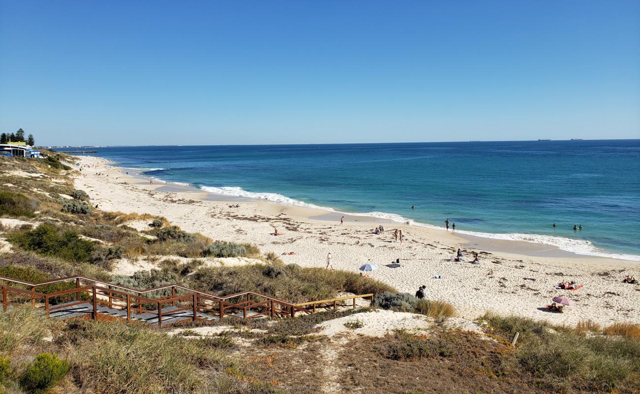 Foto af Grand Street Beach med lys sand overflade