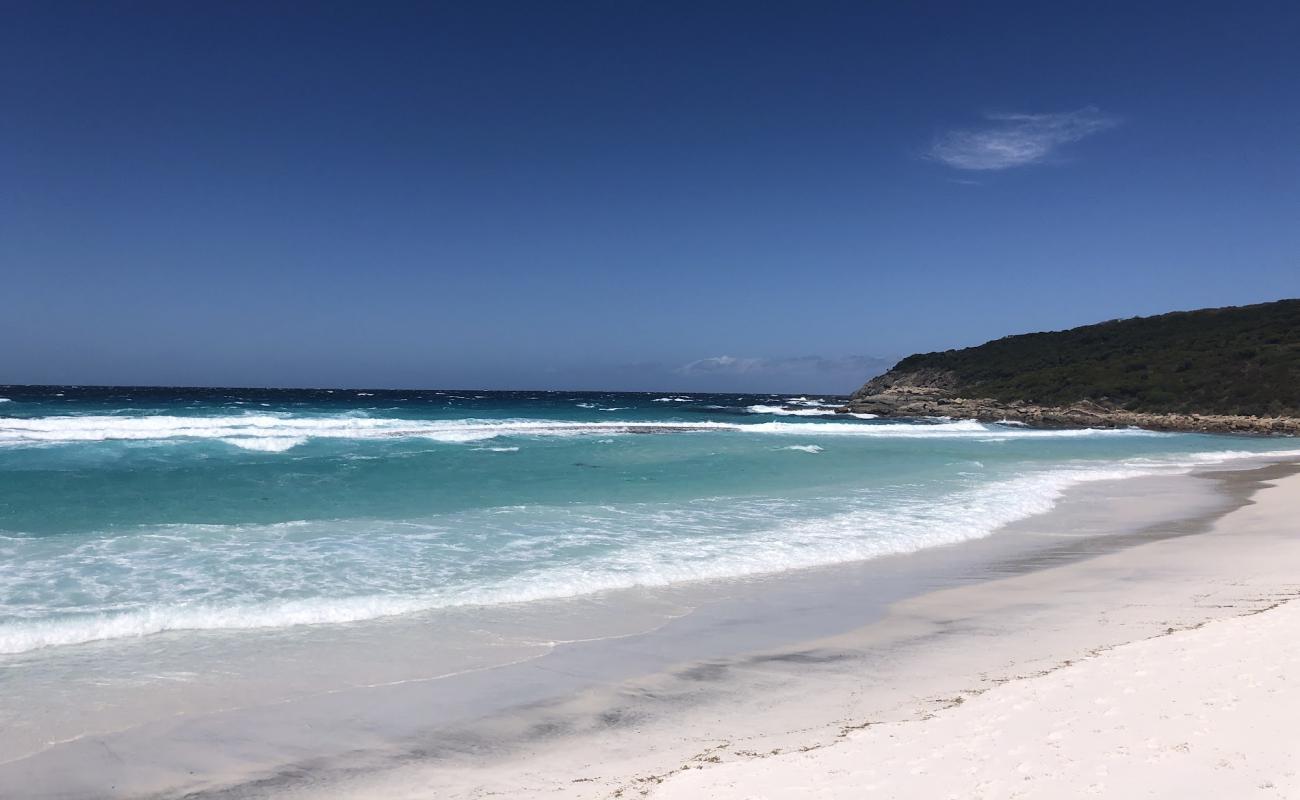 Foto af Blossoms Beach med hvidt fint sand overflade