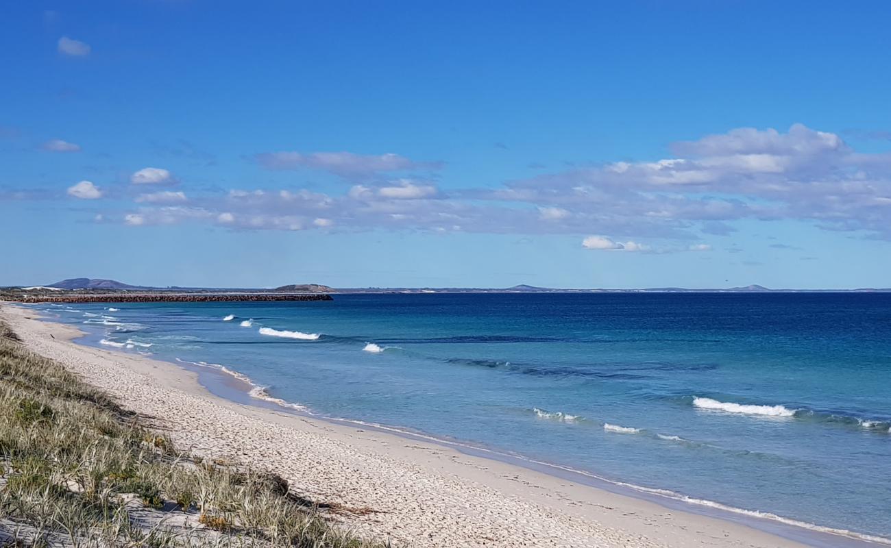 Foto af Castletown Beach med hvidt fint sand overflade