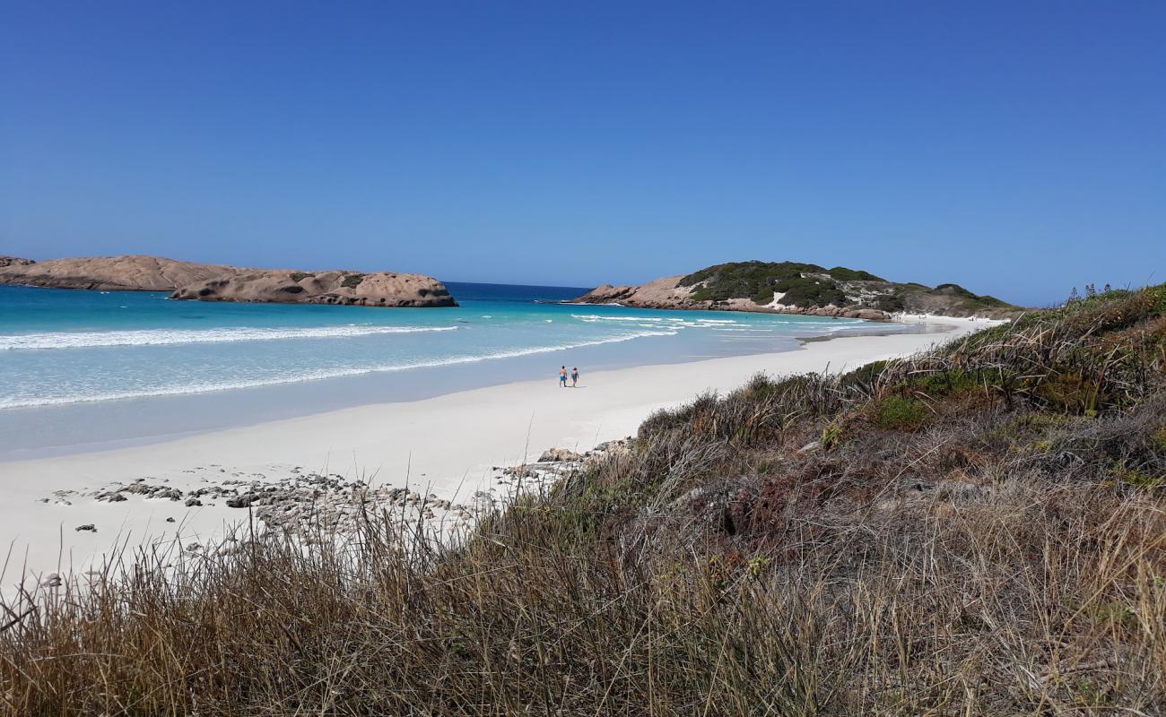 Foto af Cape Le Grand Beach med hvidt fint sand overflade