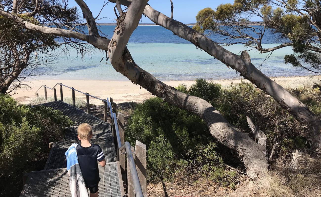 Foto af Woodcutters Beach med lys sand overflade