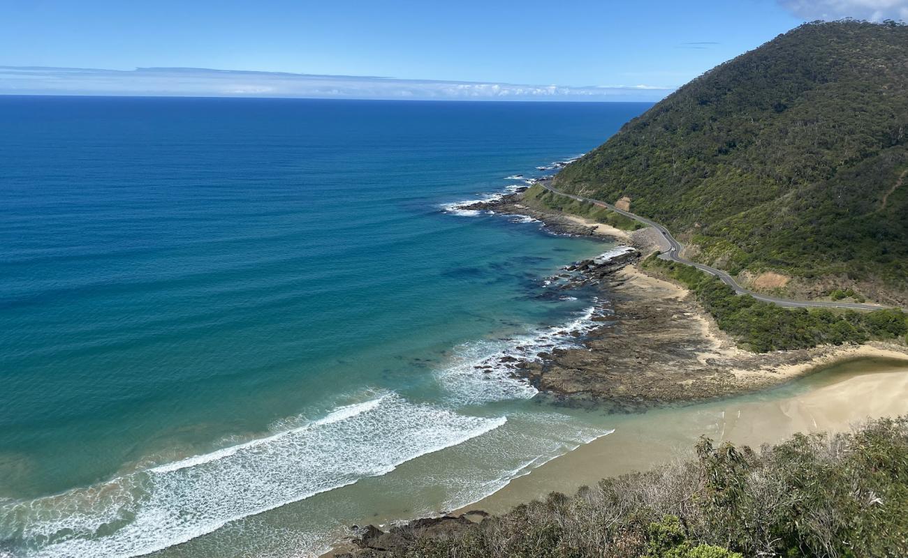 Foto af Lorne scenic Beach med lys sand overflade