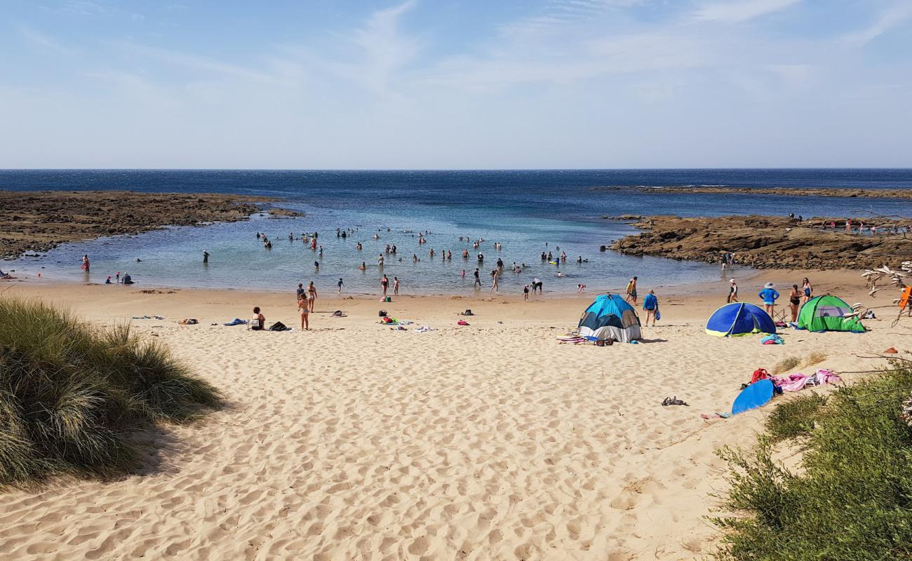 Foto af Cape Paterson Bay Beach med lys sand overflade