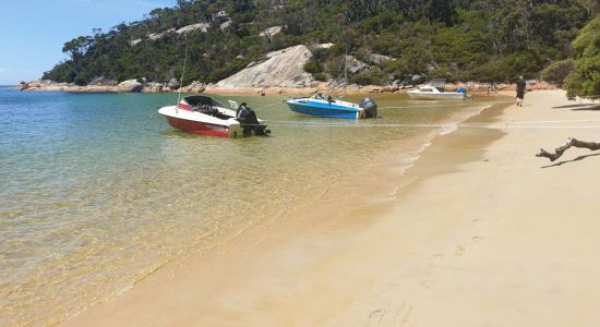 Refuge Cove Beach