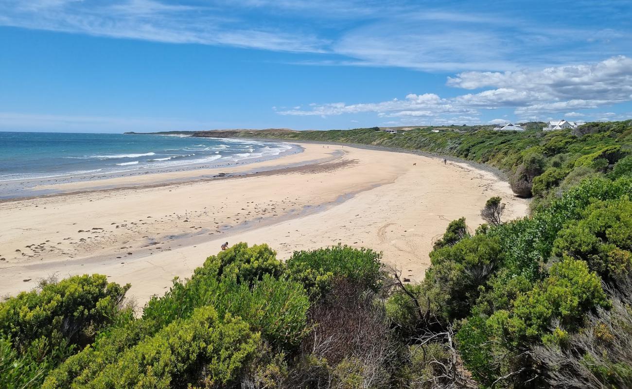 Foto af Bellbuoy Beach med lys sand overflade