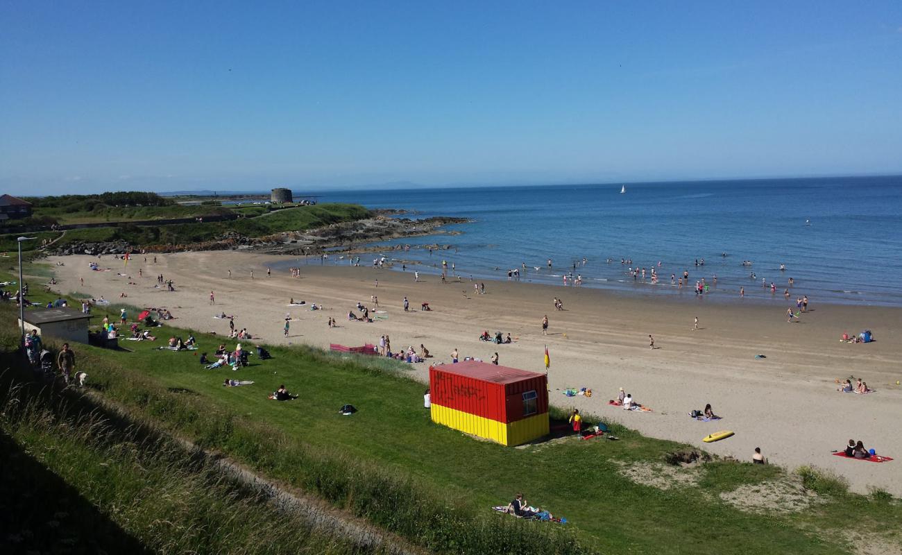 Foto af Balbriggan Beach med lys sand overflade