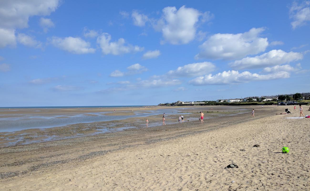 Foto af Malahide Beach med lys sand overflade