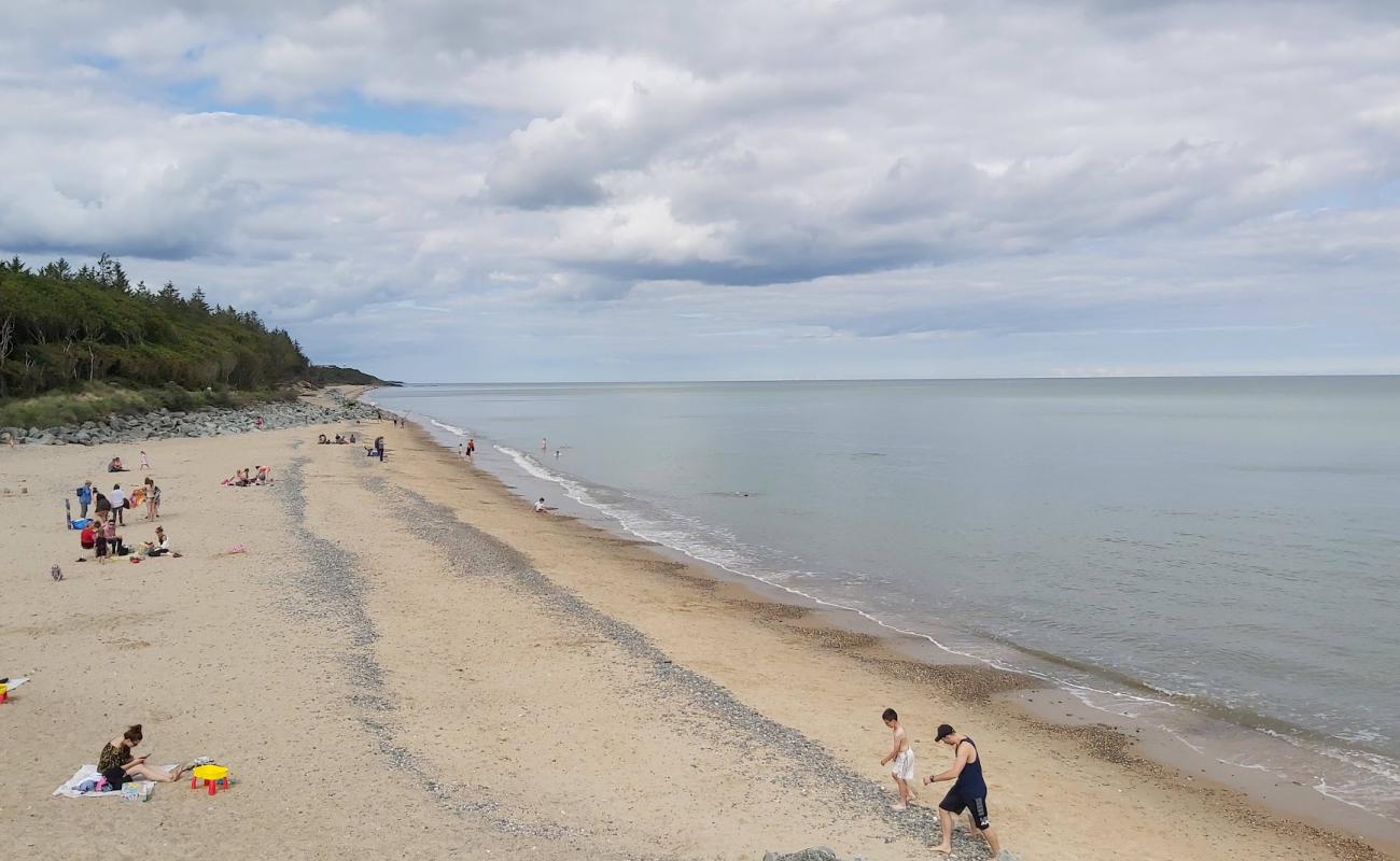 Foto af Kiltennell Bay Beach med let sand og småsten overflade