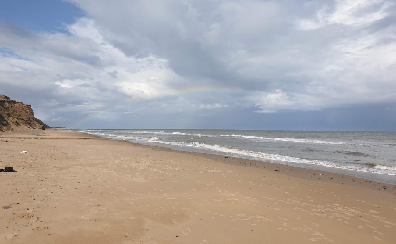 Foto af Tinnaberna Beach med let sand og småsten overflade