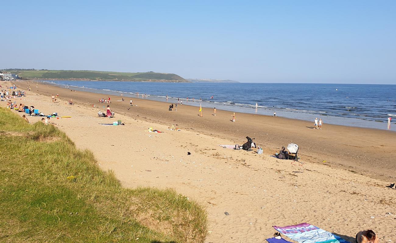 Foto af Youghal Beach med let sand og småsten overflade