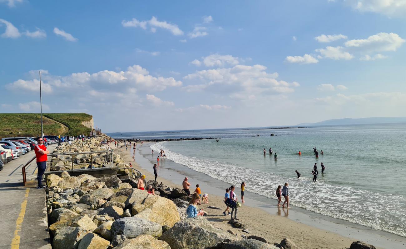 Foto af Silverstrand Beach med lys sand overflade