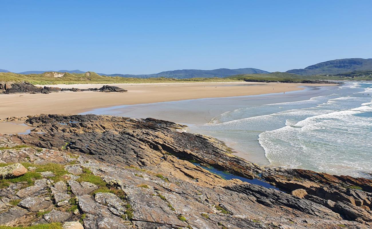 Foto af Tramore Beach med lys sand overflade